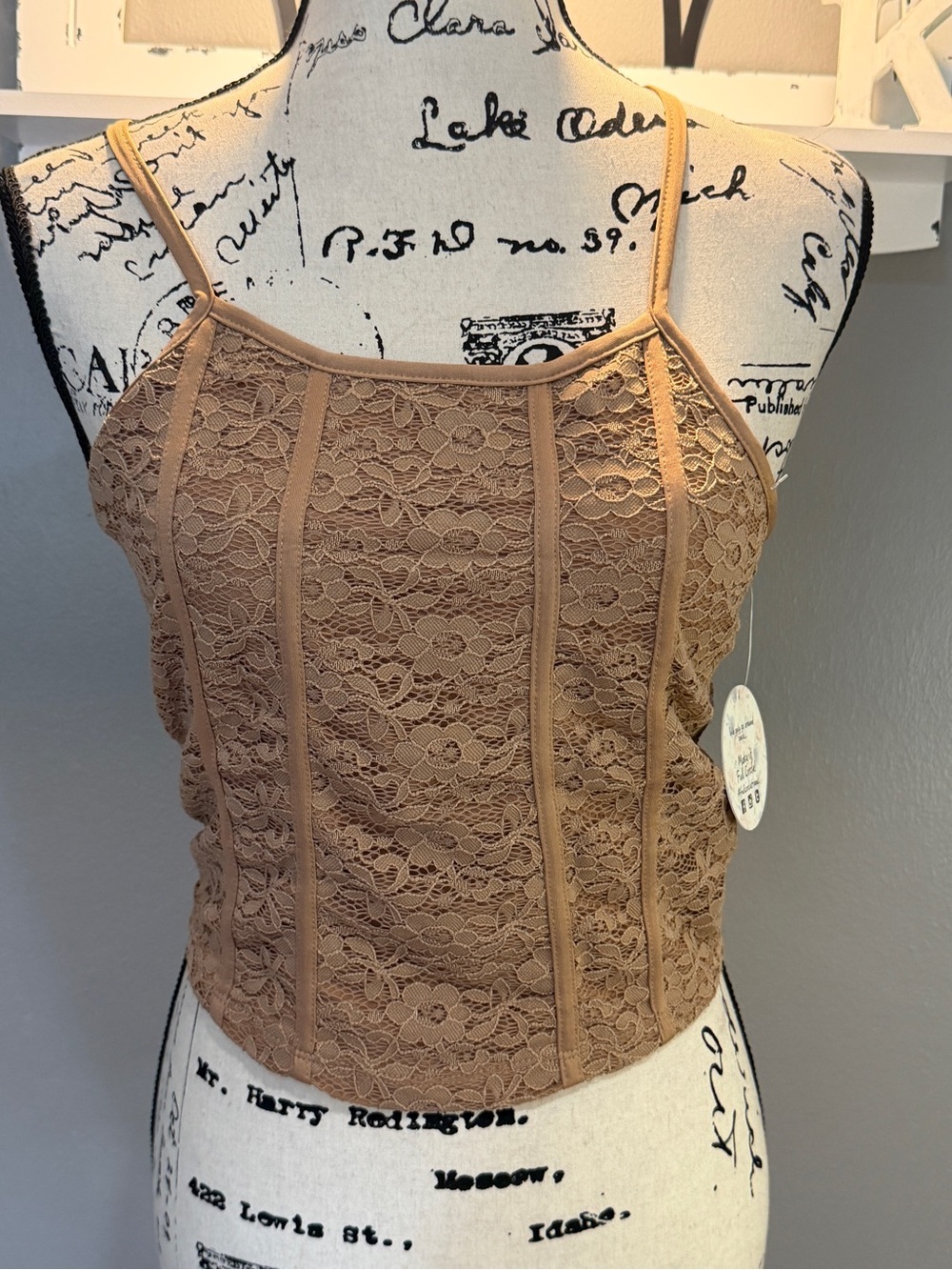 JOLIE & JOY TAN LACE CROP TOP NWT SZ L juniors
